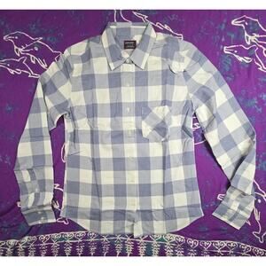 UNTUCKIT Women's Long Sleeve Shirt Button Down Volnay Cotton Tencel 2 NWOT
